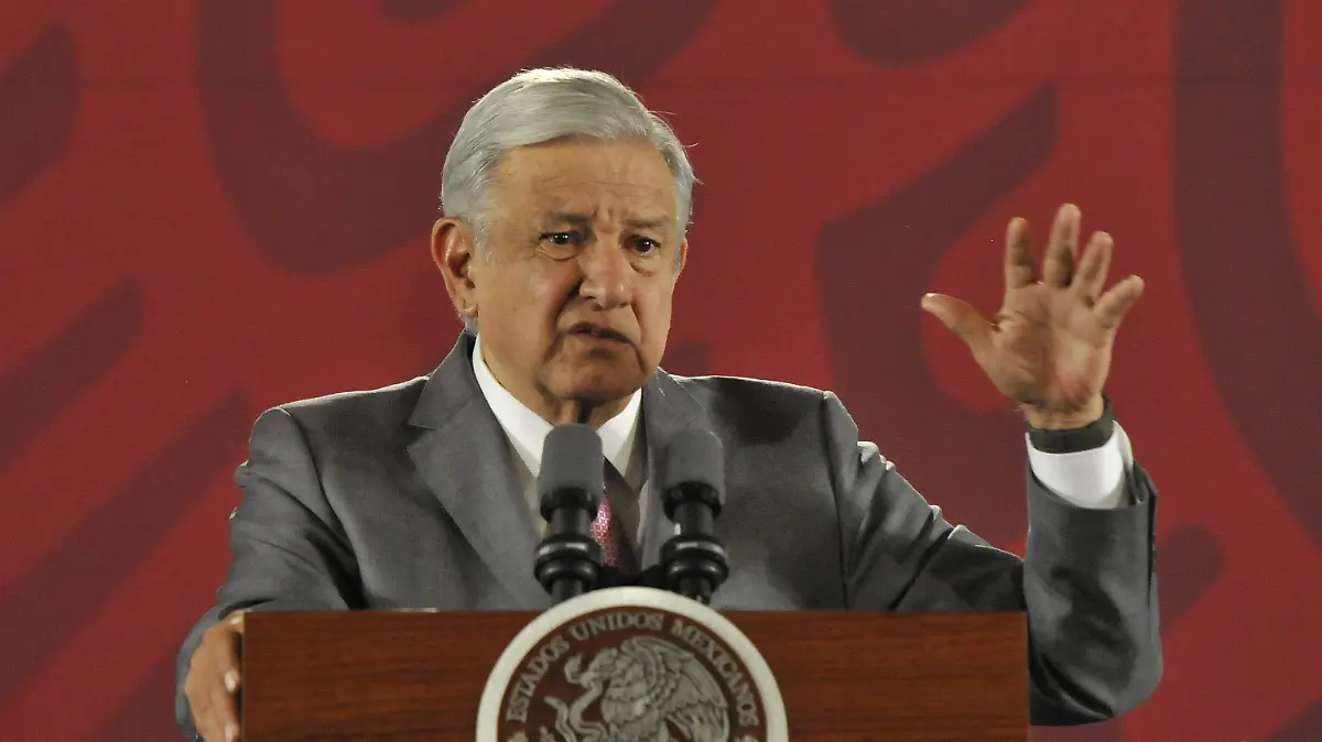 AMLO 10